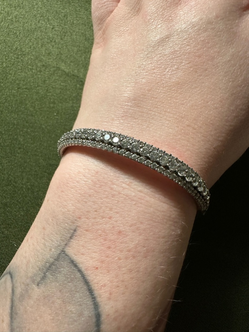 Vintage Silver Crystal clasp bangle bracelet- Sparkling Silver Women's Jewelry